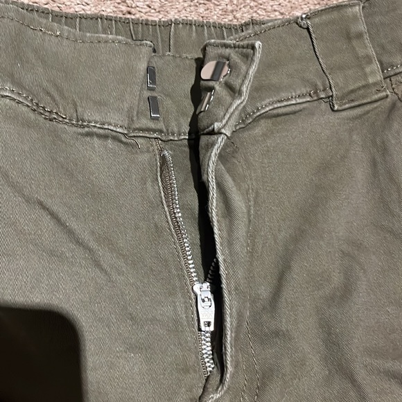 Used high rise cargo joggers. - Picture 3 of 3
